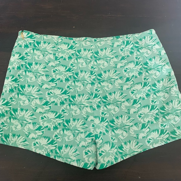 Draper James shorts - Picture 2 of 5